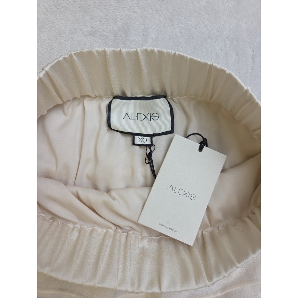 NEW Alexis Yakira Skirt Revolve Size XS Cream Ivory Ruffle Sequin Dots MSRP $385 - Picture 8 of 16
